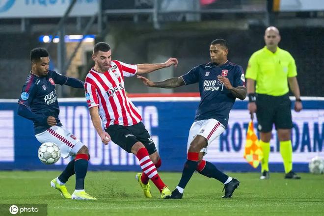 的胜利曲线 的胜利曲线